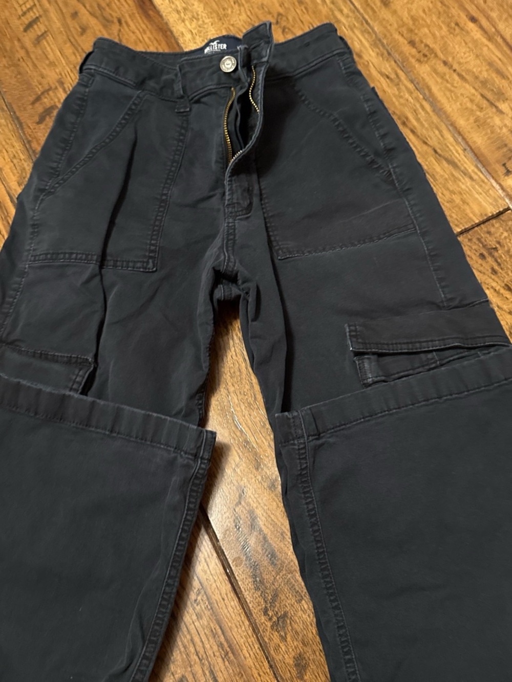 Women's Black Utility Cargo Pants - Hollister